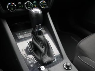 Škoda Octavia 2,0 TSI DSG RS245 LED Panorama kombi - Foto 20