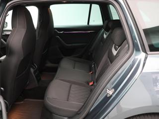 Škoda Octavia 2,0 TSI DSG RS245 LED Panorama kombi - Foto 13
