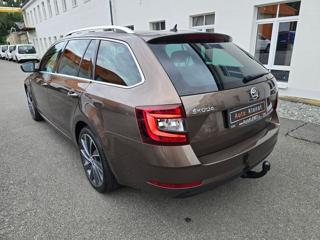Škoda Octavia 2.0TSi 140kW DSG L&K 4x4 KŮŽE kombi - Foto 5