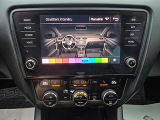 Škoda Octavia 2.0TSi 140kW DSG L&K 4x4 KŮŽE kombi - Foto 19