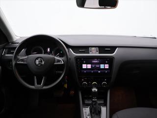 Škoda Octavia 2.0 TDI DSG Style plus Tažné kombi - Foto 17