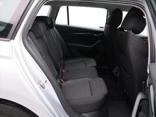 Škoda Octavia 2,0 TDI Ambition CZ DPH 1.Maj. kombi - Foto 12