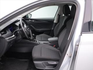 Škoda Octavia 2,0 TDI Ambition CZ DPH 1.Maj. kombi - Foto 10