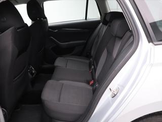 Škoda Octavia 2,0 TDI Ambition CZ DPH 1.Maj. kombi - Foto 13
