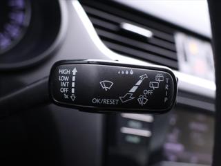 Škoda Octavia 1,6 TDI Ambition Xenon CZ DPH kombi - Foto 19