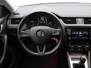 Škoda Octavia 1,6 TDI 81kW Style CZ Xenon kombi - Foto 16