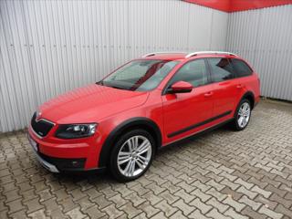 Škoda Octavia 2,0 TDi Combi 4x4 DSG Scout kombi