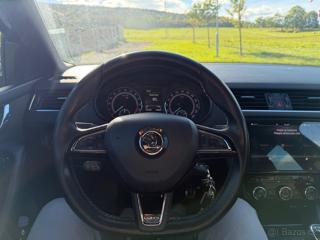 Škoda Octavia 2,0 3 VRS TDI 135 KW kombi - Foto 10
