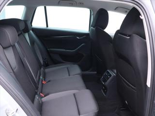 Škoda Octavia 2,0 TDI 110kW DSG DPH Matrix kombi - Foto 16