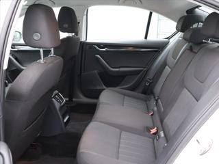 Škoda Octavia 1,6 TDI CZ Style LED Kessy kombi - Foto 12