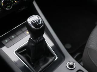 Škoda Octavia 1,6 TDI CZ Style LED Kessy kombi - Foto 21