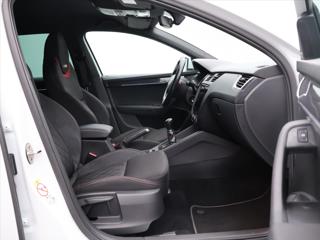 Škoda Octavia 2,0 TDI 135kW Aut.klima Navi RS kombi - Foto 13