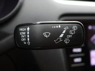 Škoda Octavia 2,0 TSI DSG RS230 CZ Challenge kombi - Foto 21