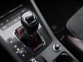 Škoda Octavia 2,0 TSI DSG RS230 CZ Challenge kombi - Foto 28