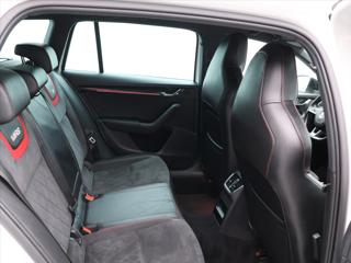 Škoda Octavia 2,0 TSI DSG RS230 CZ Challenge kombi - Foto 15