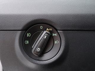 Škoda Octavia 2,0 TSI DSG RS230 CZ Challenge kombi - Foto 18