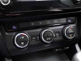 Škoda Octavia 1,6 TDI 81kW Tažné Greenline kombi - Foto 18