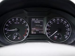 Škoda Octavia 1,6 TDI 81kW Tažné Greenline kombi - Foto 14