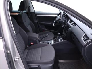 Škoda Octavia 1,6 TDI EleganceTažné CZ kombi - Foto 1