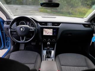 Škoda Octavia 1,6 III kombi - Foto 6