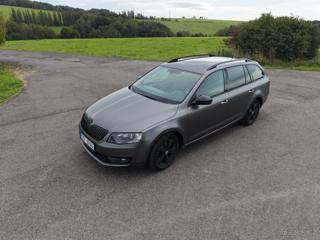 Škoda Octavia 2,0 TDI 110 kW 4×4 kombi - Foto 18