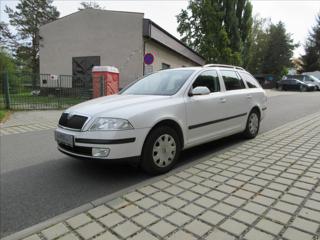 Škoda Octavia 1,6 i, 85Kw, Klima, Tažné. Nové ČR kombi