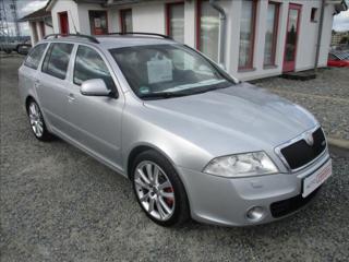 Škoda Octavia 2,0 TDI RS, aut.klima,tažné, kombi