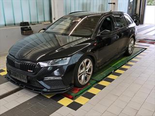 Škoda Octavia 2,0 TSI 180 KW PANO WEBASTO kombi