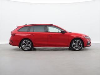 Škoda Octavia 2,0 TSI 180kW DSG CZ RS LED kombi - Foto 8