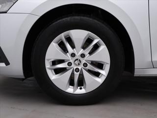 Škoda Octavia 2,0 TDI 85kW CZ 1.Maj LED DPH kombi - Foto 29