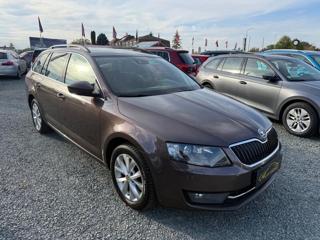 Škoda Octavia 2.0 TDI ELEGANCE kombi