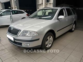 Škoda Octavia 2.0 FSI, Serv.kniha, ČR kombi