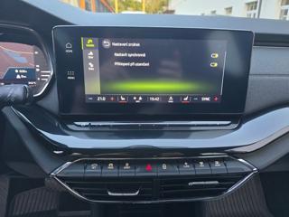 Škoda Octavia 2.0TDi 110kW DSG STYLE + NAVI kombi - Foto 34