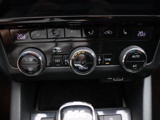 Škoda Octavia 2,0 TDI 135kW DSG Challenge RS kombi - Foto 19
