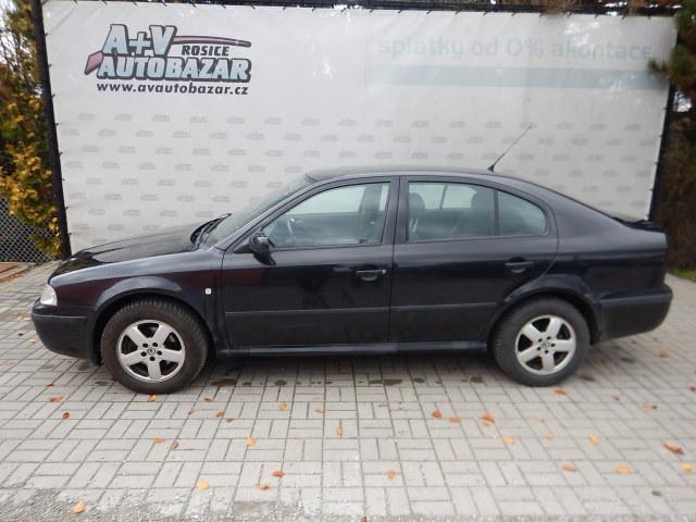 Vůz s VIN TMBDS41U588838199