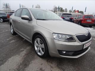 Škoda Octavia 2,0 TDi 110kW DSG Style liftback