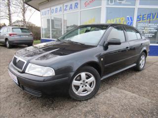 Škoda Octavia 1,8 Turbo Elegance liftback