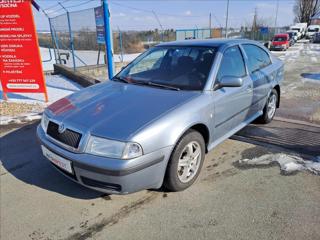 Škoda Octavia 1,6 i Ambiente,DIGIKLIMA liftback