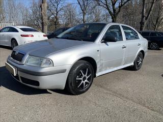 Škoda Octavia 1,4 MPI Tour liftback