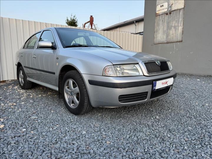 Vůz s VIN TMBBX21U038709910