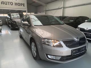 Škoda Octavia 1.4 TSI Elegance liftback
