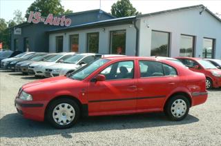 Škoda Octavia 1,6 liftback