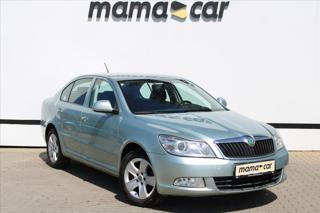 Škoda Octavia 1.4 TSI 90KW SERVISNÍ KNIHA ČR liftback