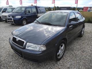 Škoda Octavia 1,9 TDi 74Kw TOUR liftback