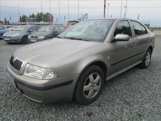 Škoda Octavia 1.6MPi Tour, Klima liftback