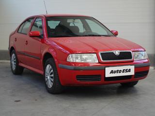 Škoda Octavia 1.6i liftback