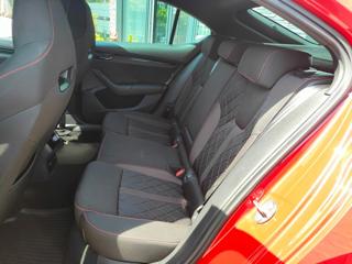 Škoda Octavia 2.0 TSI 180kW RS TOP CZ DPH liftback - Foto 24