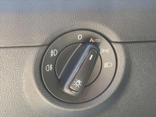 Škoda Octavia 1,6 TDI DSG CZ Style LED DPH liftback - Foto 5