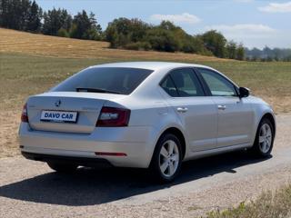 Škoda Octavia 1,6 TDI DSG CZ Style LED DPH liftback - Foto 31