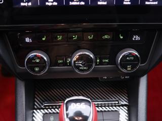 Škoda Octavia 1,8 TSI 132kW DSG Style LED liftback - Foto 28